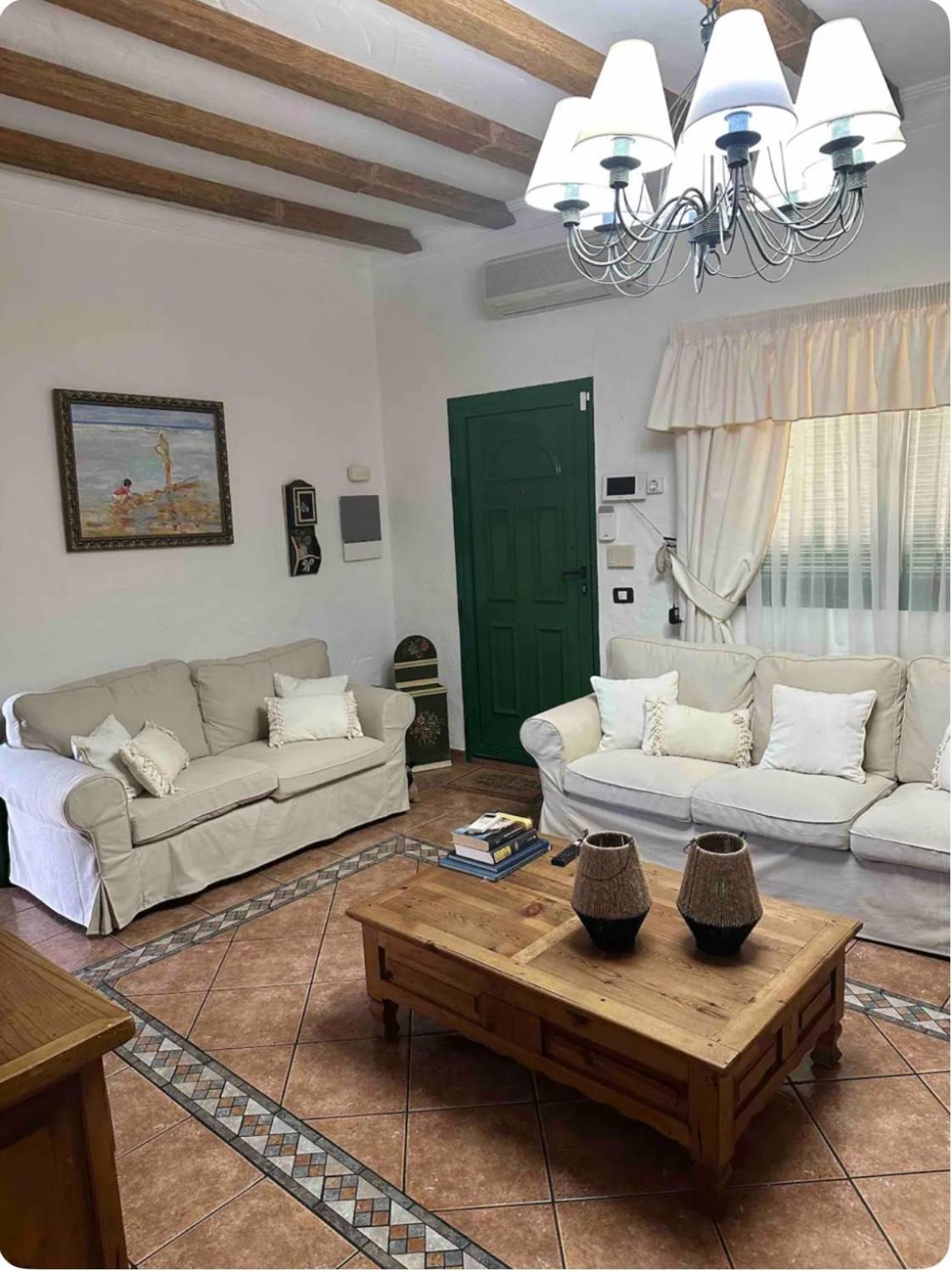 La Finca. Casa En Ciudad. Zona Residencial Muy Tranquila Telde Bagian luar foto