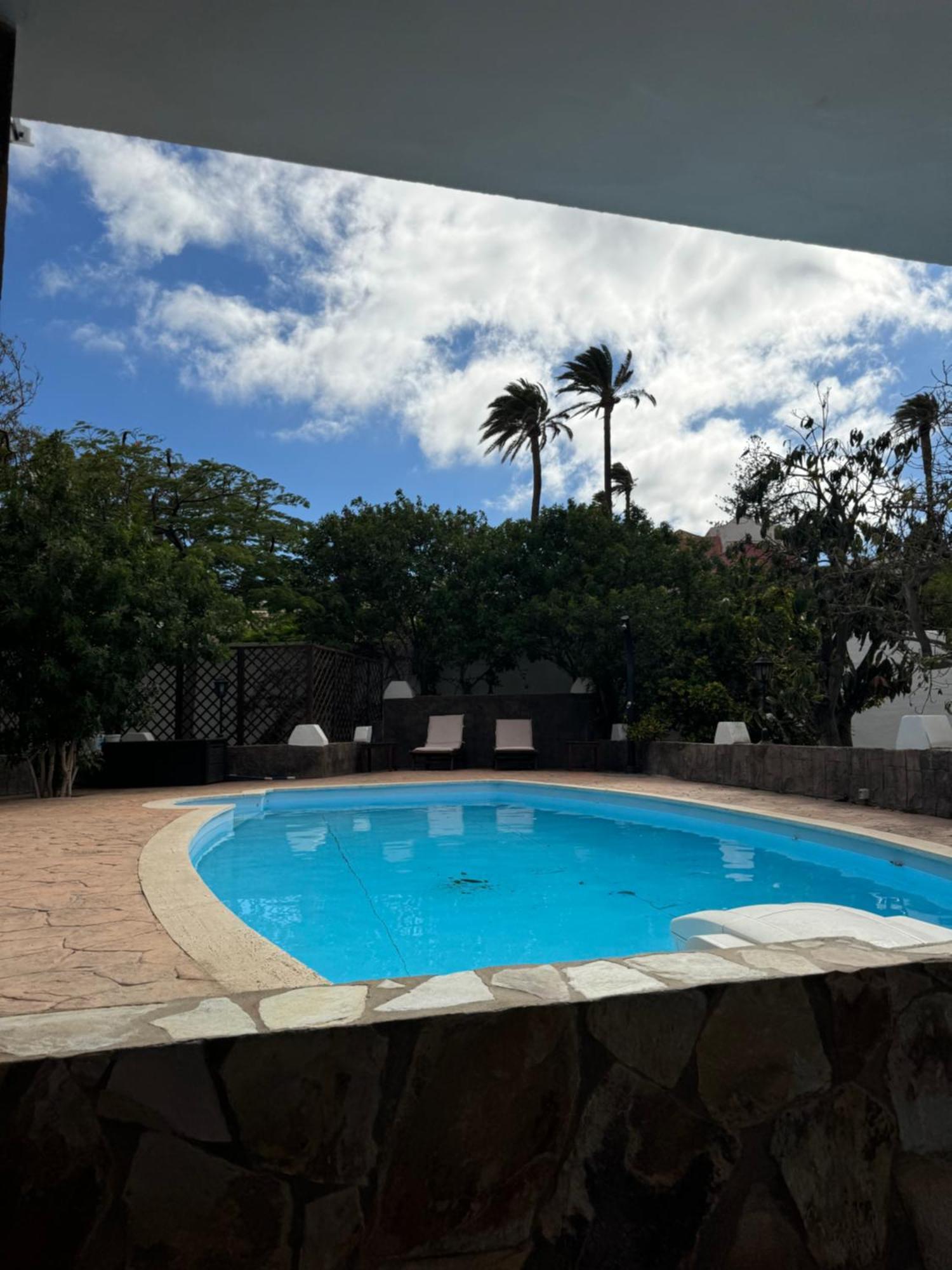 La Finca. Casa En Ciudad. Zona Residencial Muy Tranquila Telde Bagian luar foto